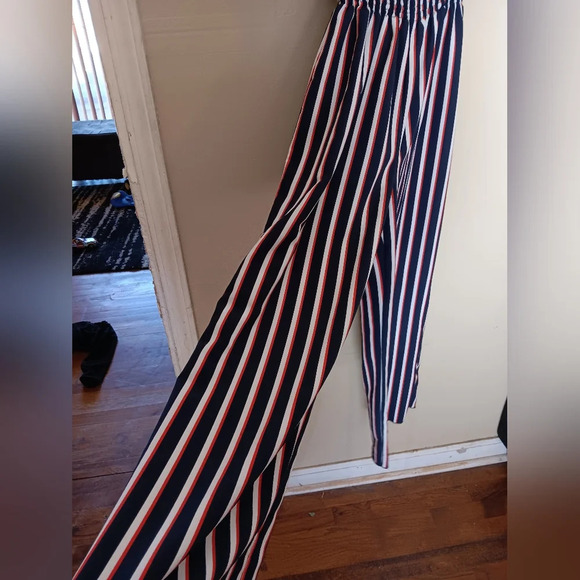 Enfocus Studio pant suite/Red,White,and blue. - Picture 3 of 13